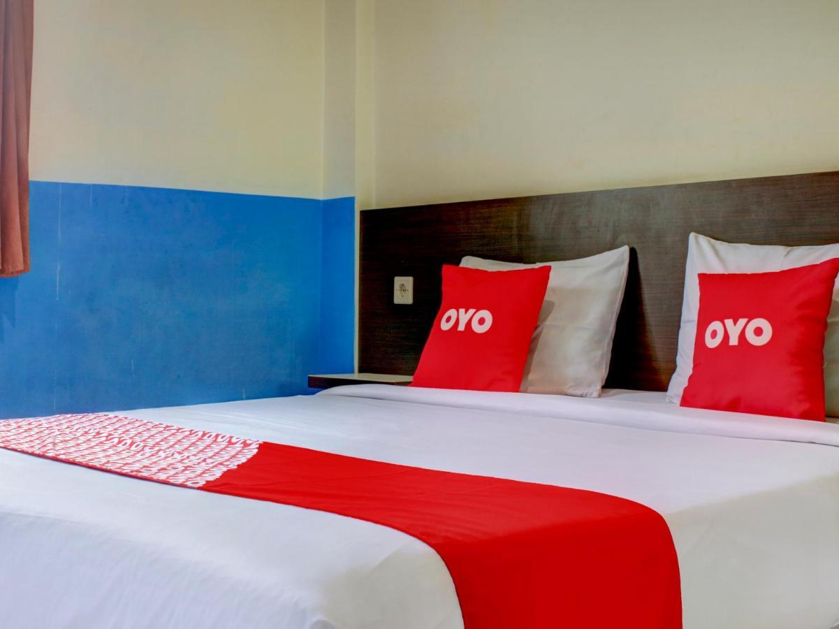 Oyo 90162 Remboelan Guest House Sungai Lutus Exteriér fotografie